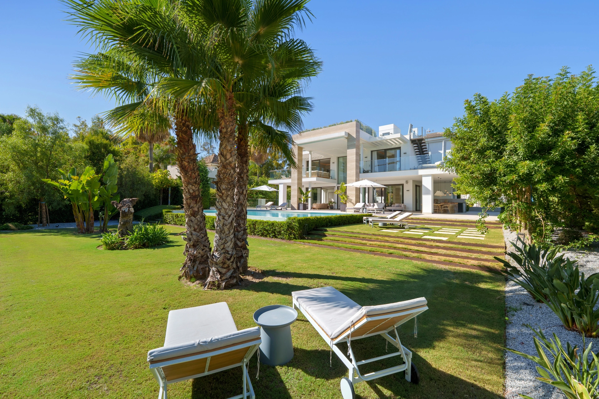 Villa for sale in Marbella Golden Mile