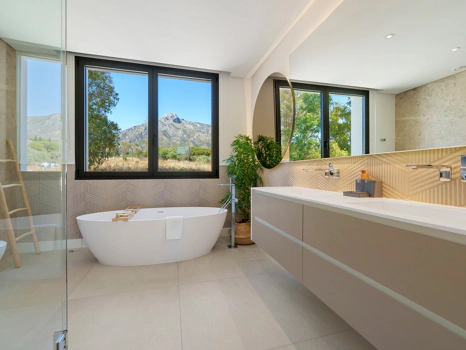 Villa Romano – A Refined Contemporary Villa on Marbella’s Golden Mile