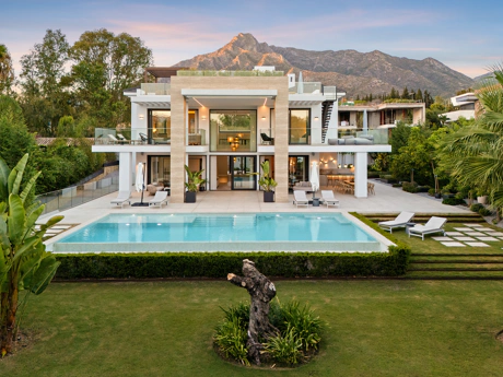 Villa Romano – A Refined Contemporary Villa on Marbella’s Golden Mile