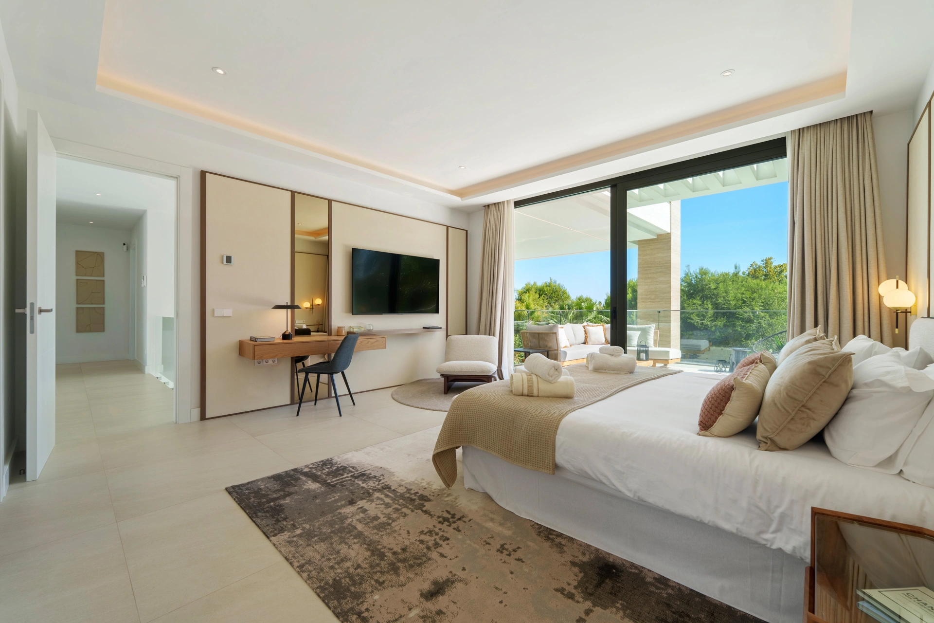 Villa for sale in Marbella Golden Mile