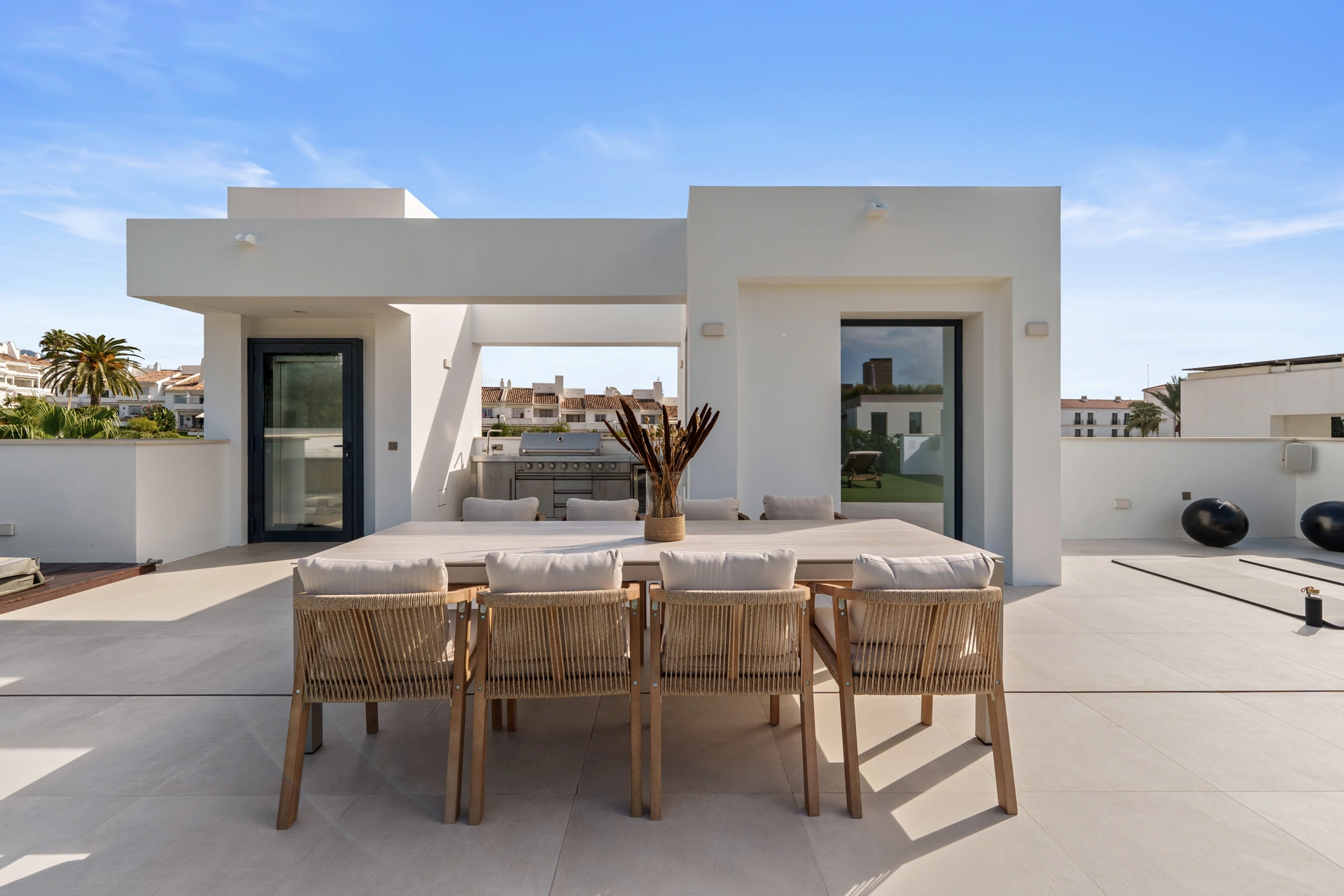 Villa for sale in Marbella - Puerto Banus