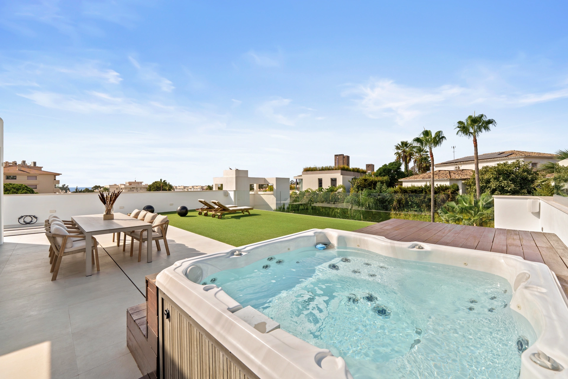 Villa for sale in Marbella - Puerto Banus