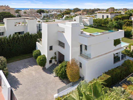Villa Jardin – A Refined Contemporary Villa in Nueva Andalucía