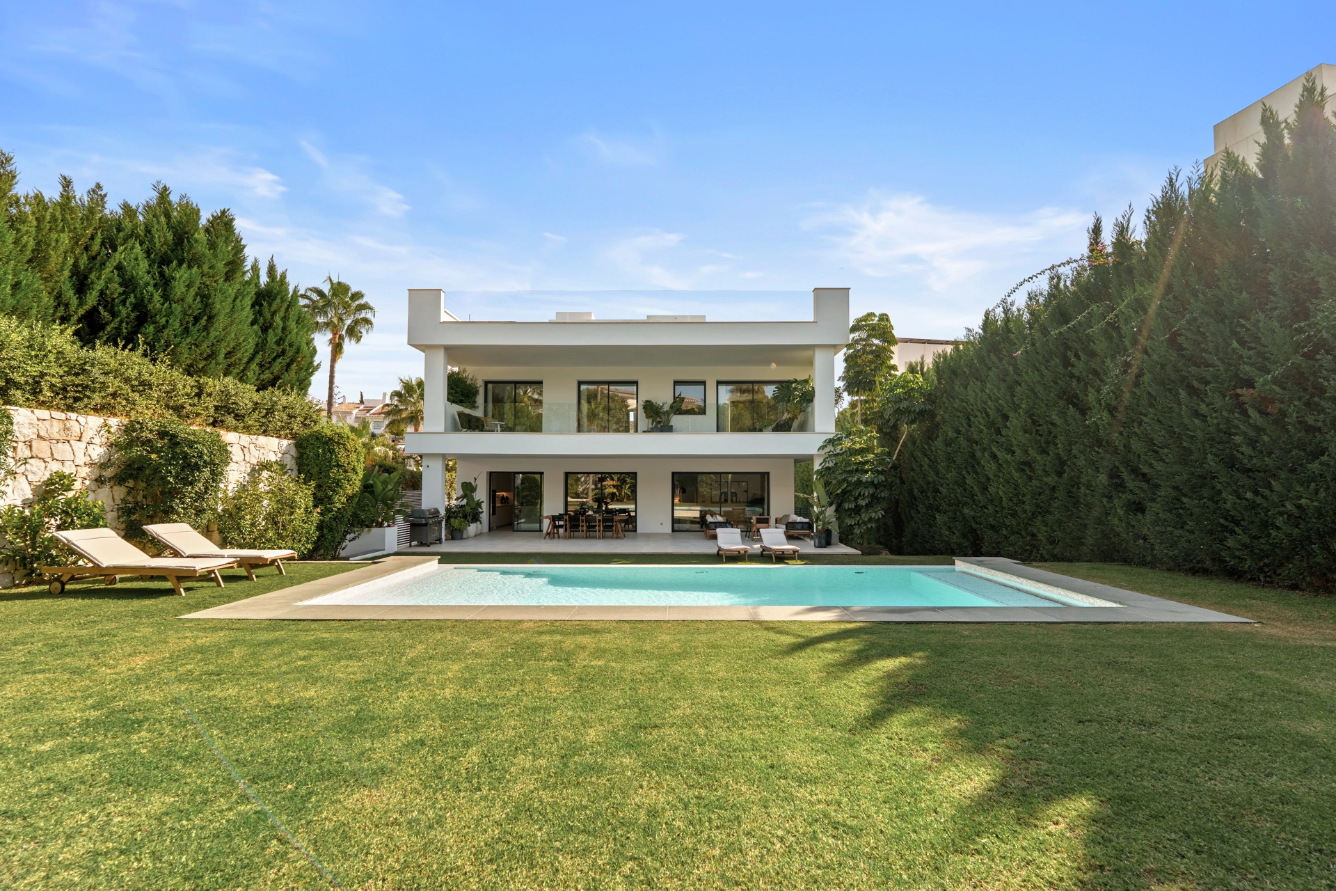 Villa for sale in Marbella - Puerto Banus