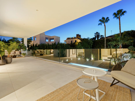 Villa Jardin – A Refined Contemporary Villa in Nueva Andalucía