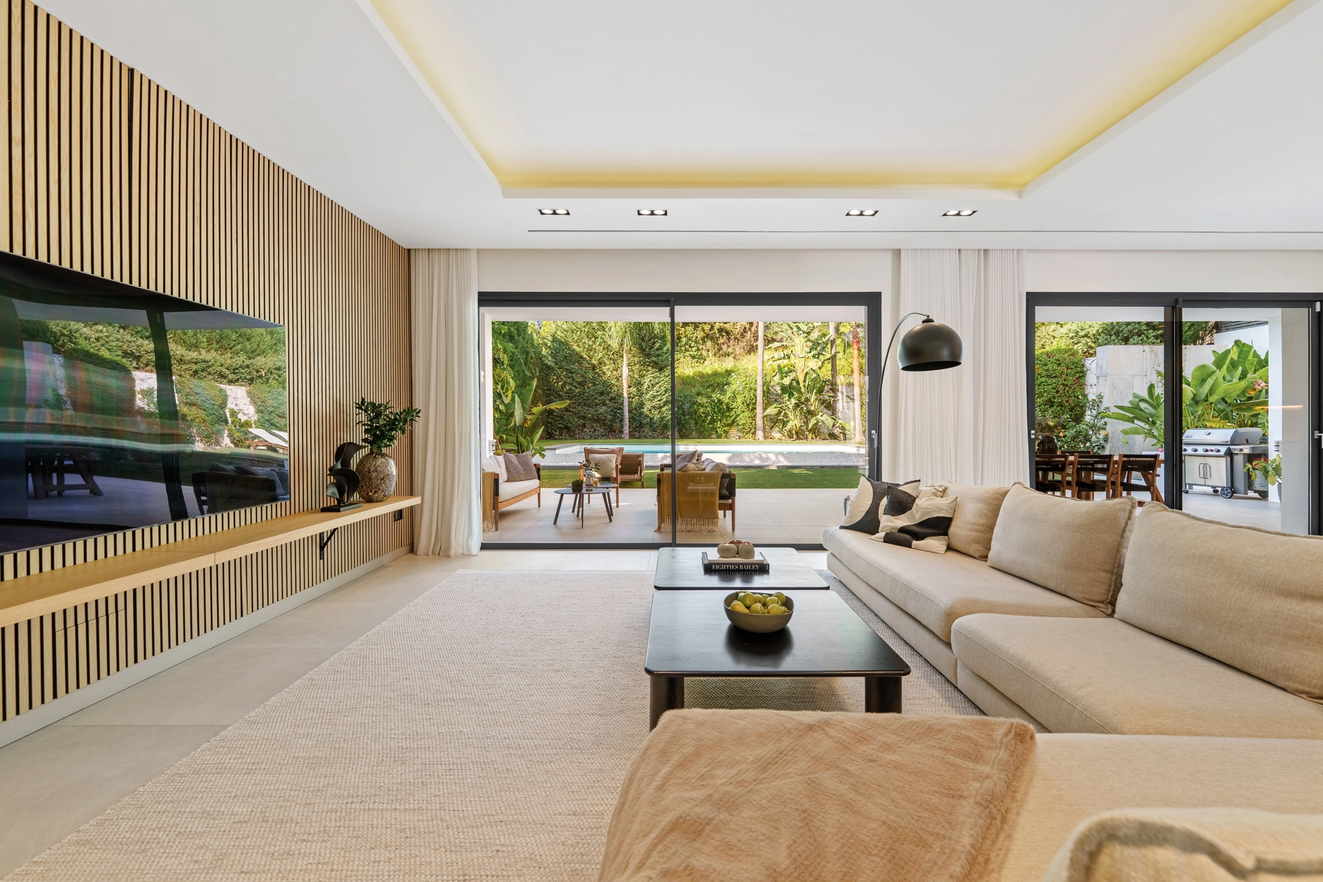 Villa for sale in Marbella - Puerto Banus