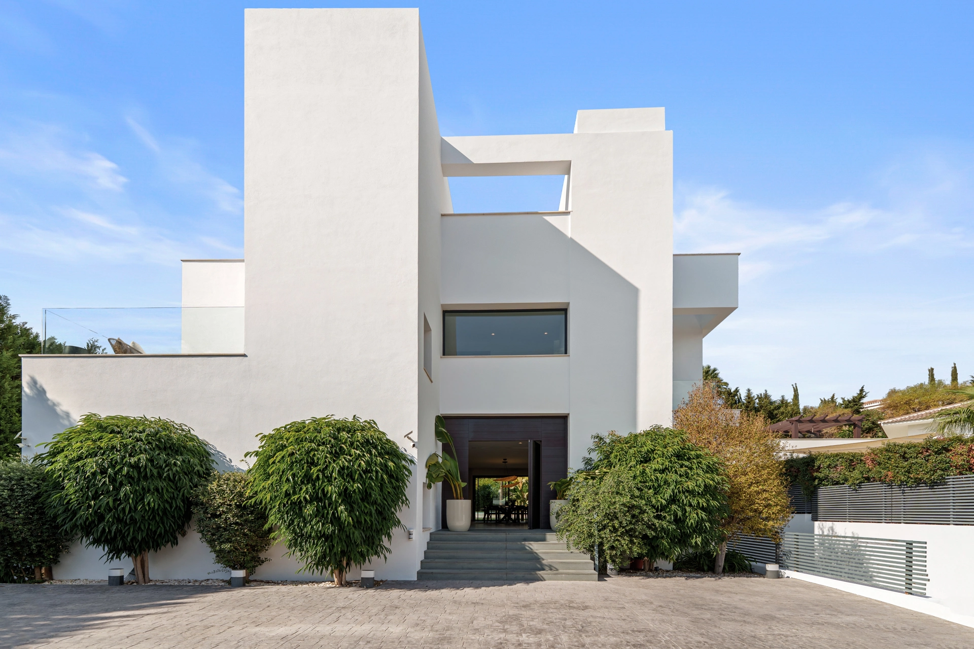 Villa for sale in Marbella - Puerto Banus