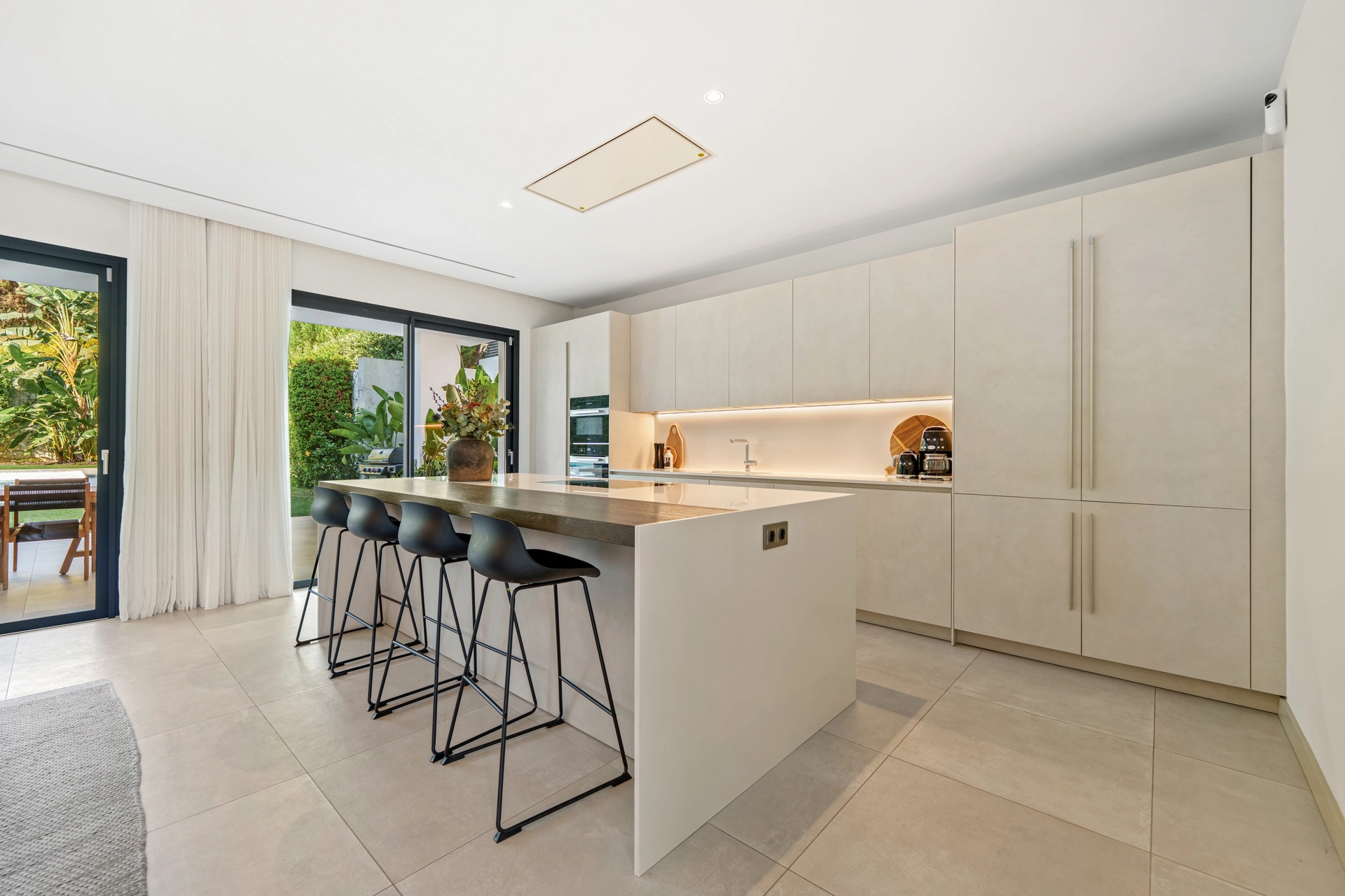 Villa for sale in Marbella - Puerto Banus
