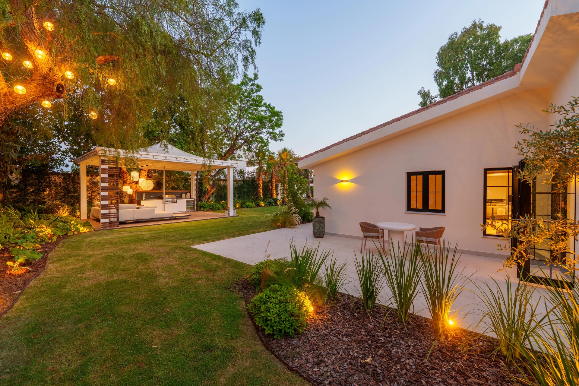 Villa for sale in Marbella - Puerto Banus