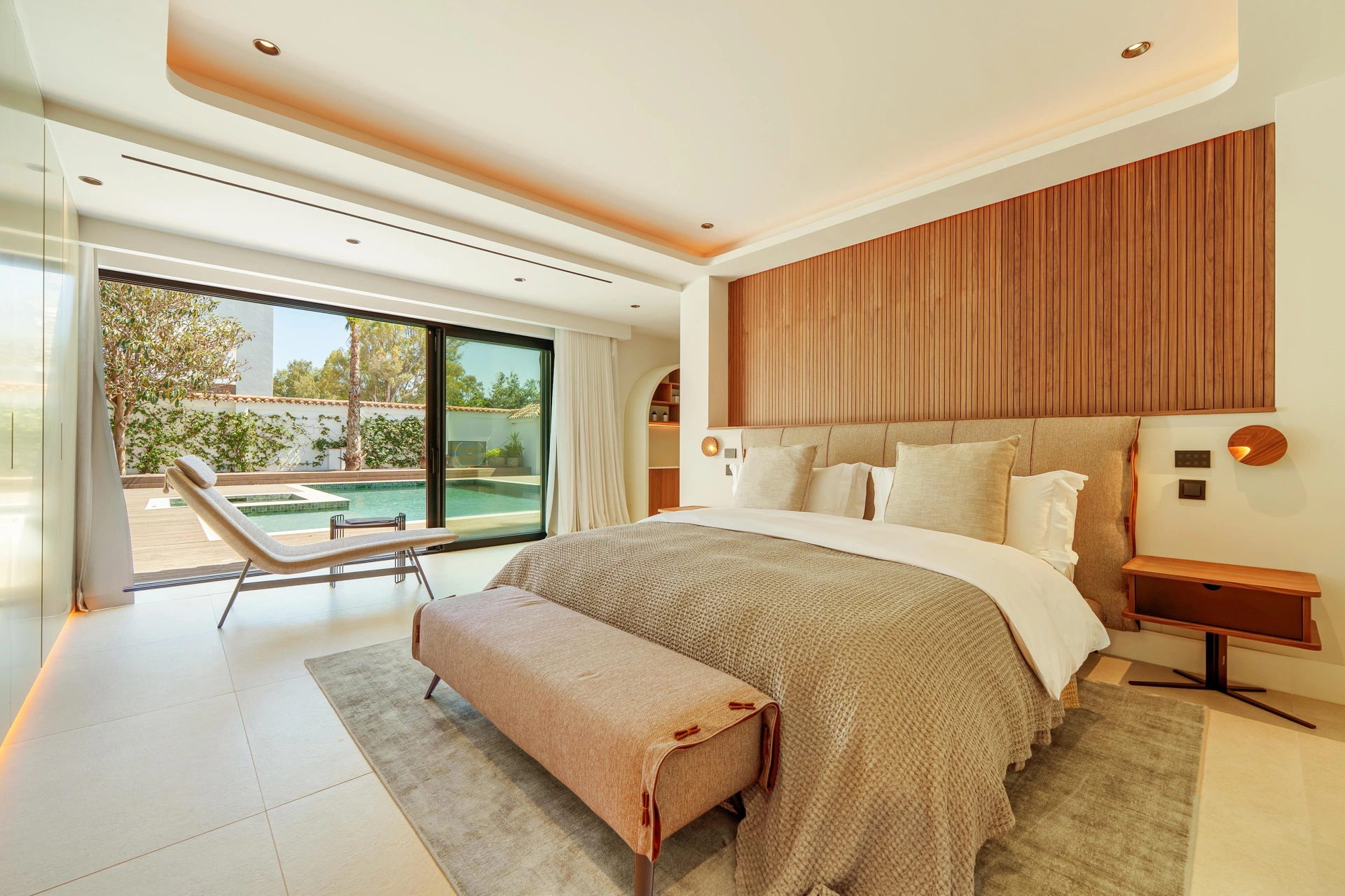 Villa for sale in Marbella - Puerto Banus