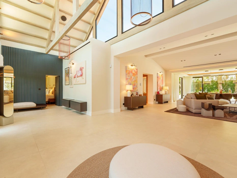 Contemporary Single-Level Villa with Private Pool Near Puerto Banús