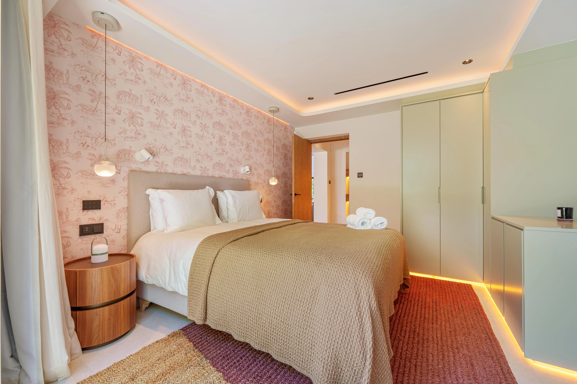 Villa for sale in Marbella - Puerto Banus