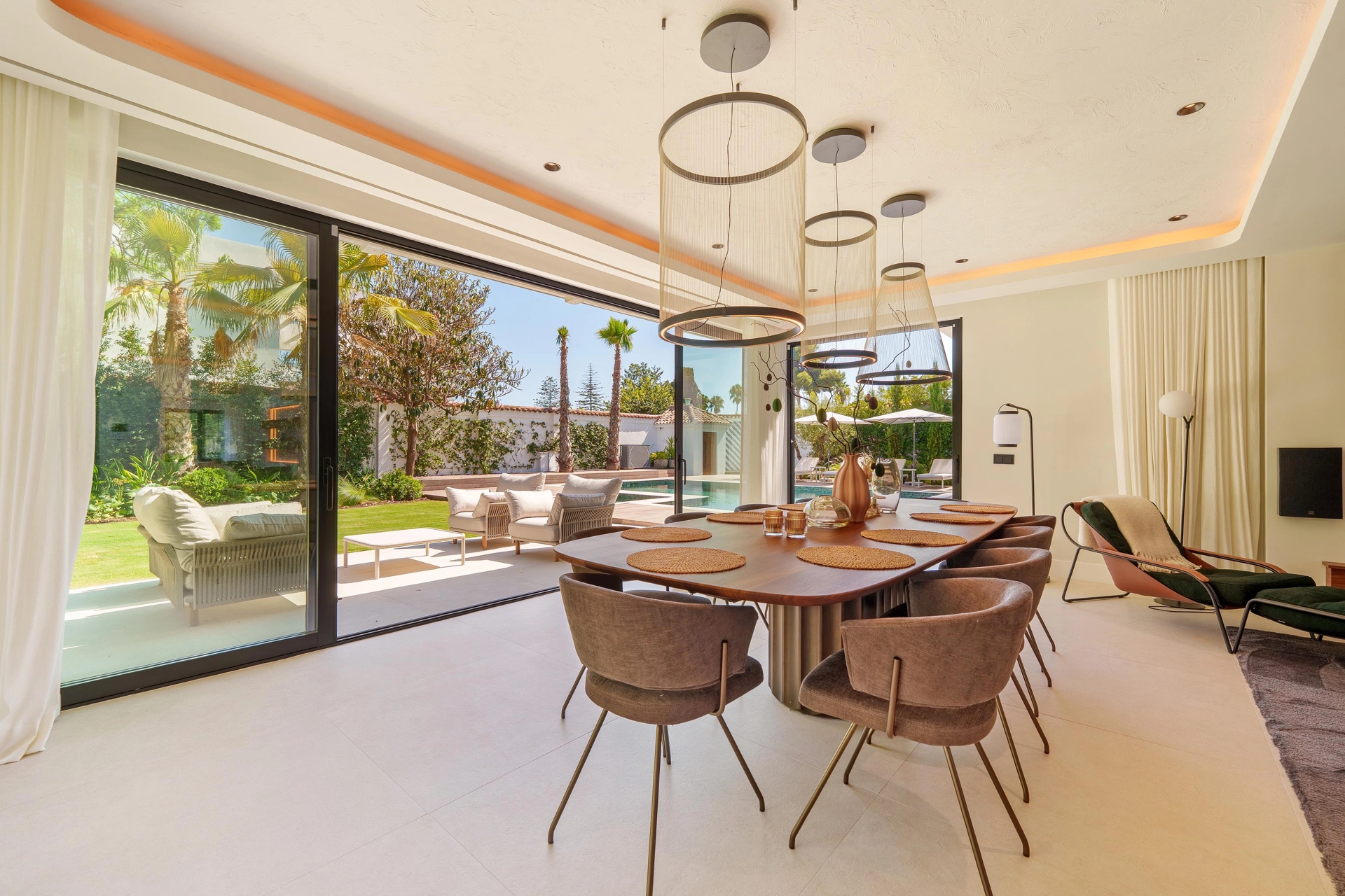 Villa for sale in Marbella - Puerto Banus