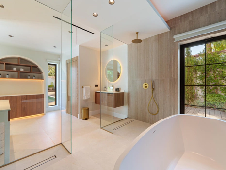 Contemporary Single-Level Villa with Private Pool Near Puerto Banús