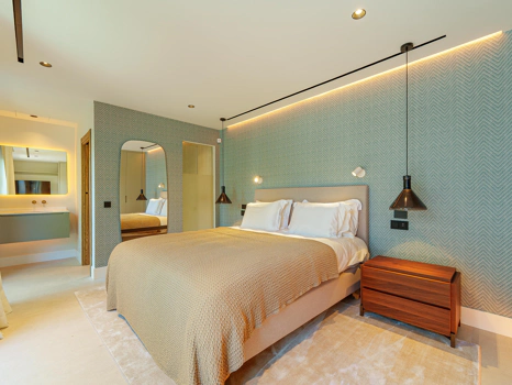 Contemporary Single-Level Villa with Private Pool Near Puerto Banús