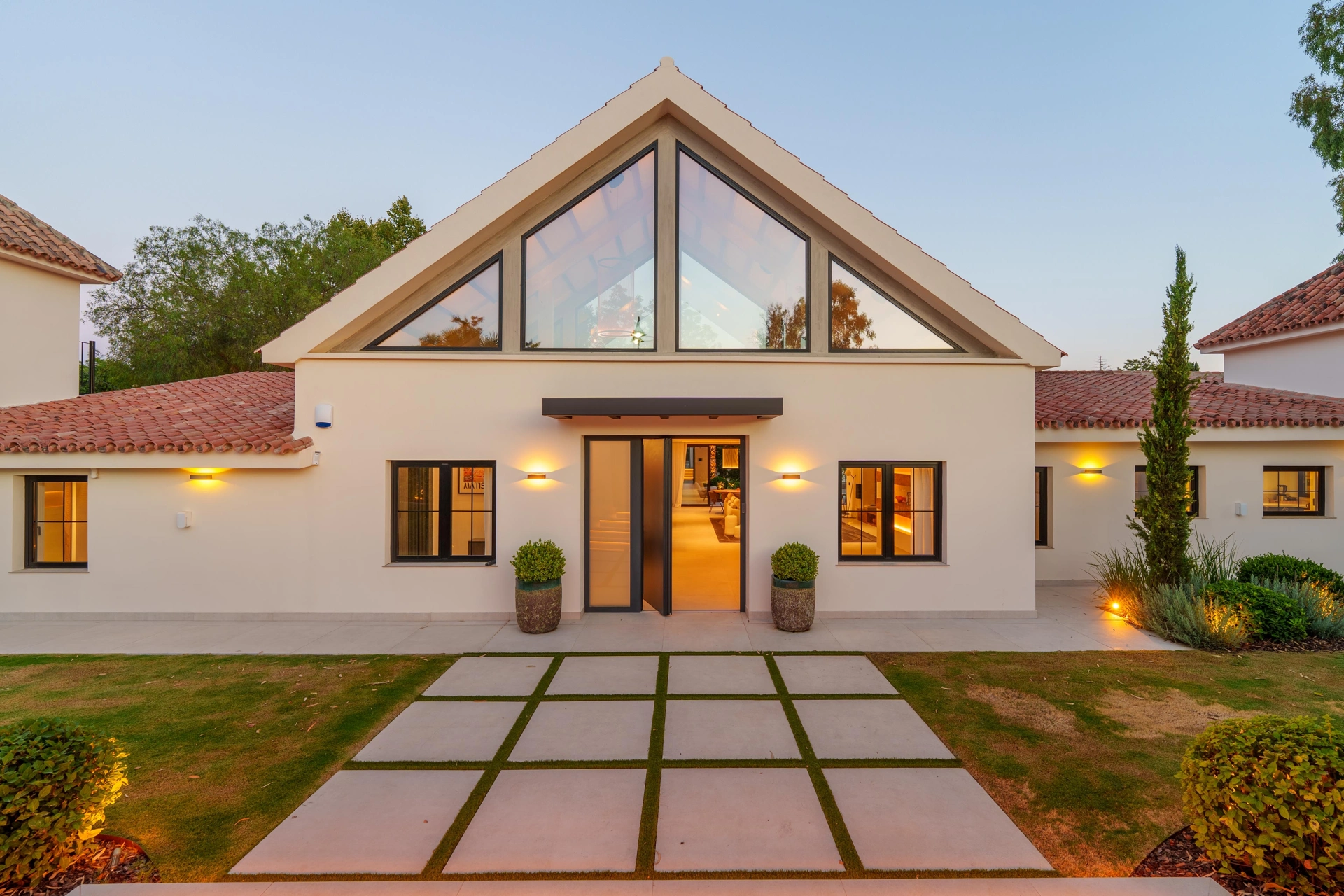 Villa for sale in Marbella - Puerto Banus