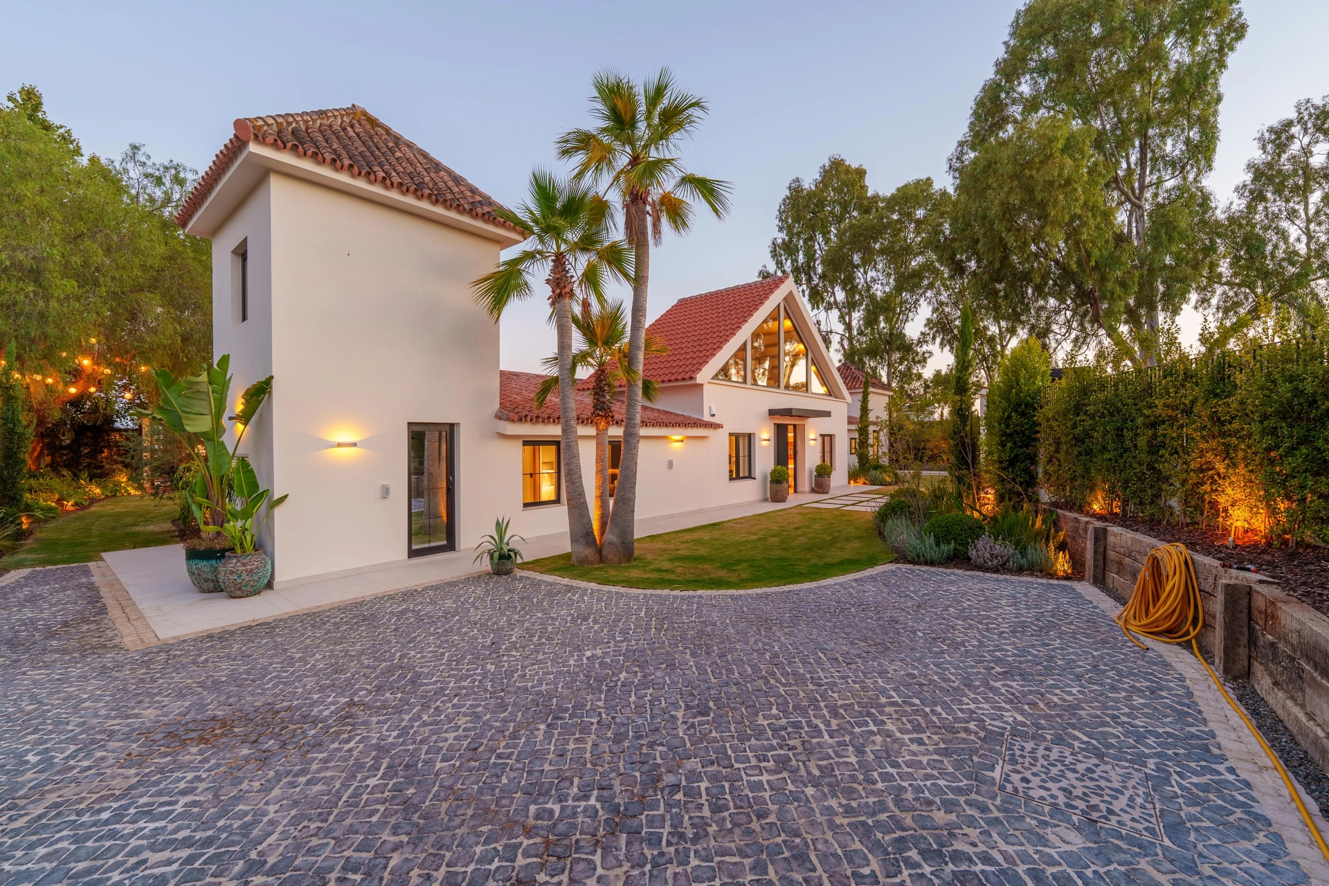 Villa for sale in Marbella - Puerto Banus