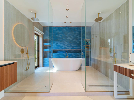 Contemporary Single-Level Villa with Private Pool Near Puerto Banús