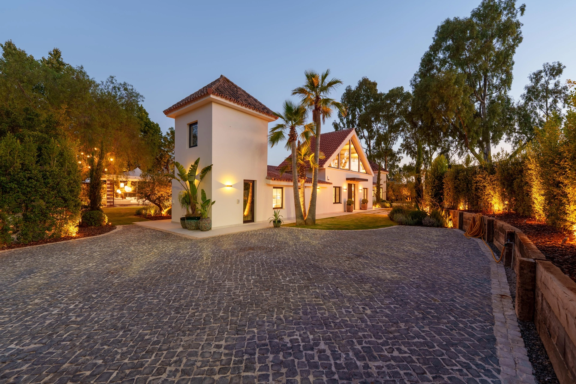 Villa for sale in Marbella - Puerto Banus