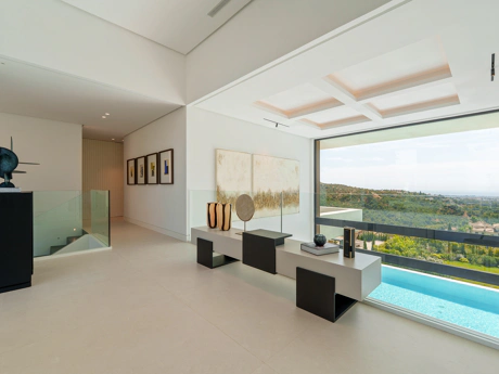 La Quinta 20 – Frontline Luxury Living with Panoramic Mediterranean Views
