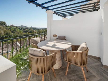 Luxury Penthouse with Sea Views – La Quinta