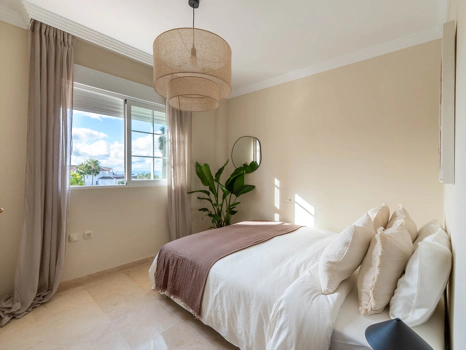 Luxury Duplex Penthouse with Panoramic Sea Views in Río Real, Marbella East