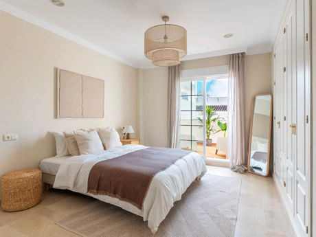 Luxury Duplex Penthouse with Panoramic Sea Views in Río Real, Marbella East