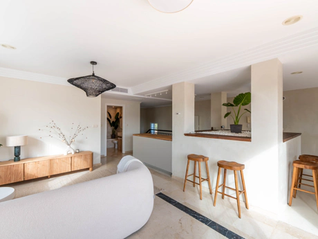 Luxury Duplex Penthouse with Panoramic Sea Views in Río Real, Marbella East