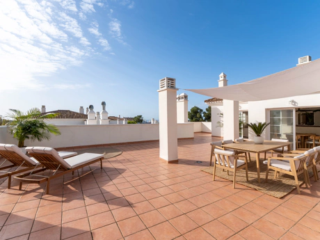 Luxury Duplex Penthouse with Panoramic Sea Views in Río Real, Marbella East