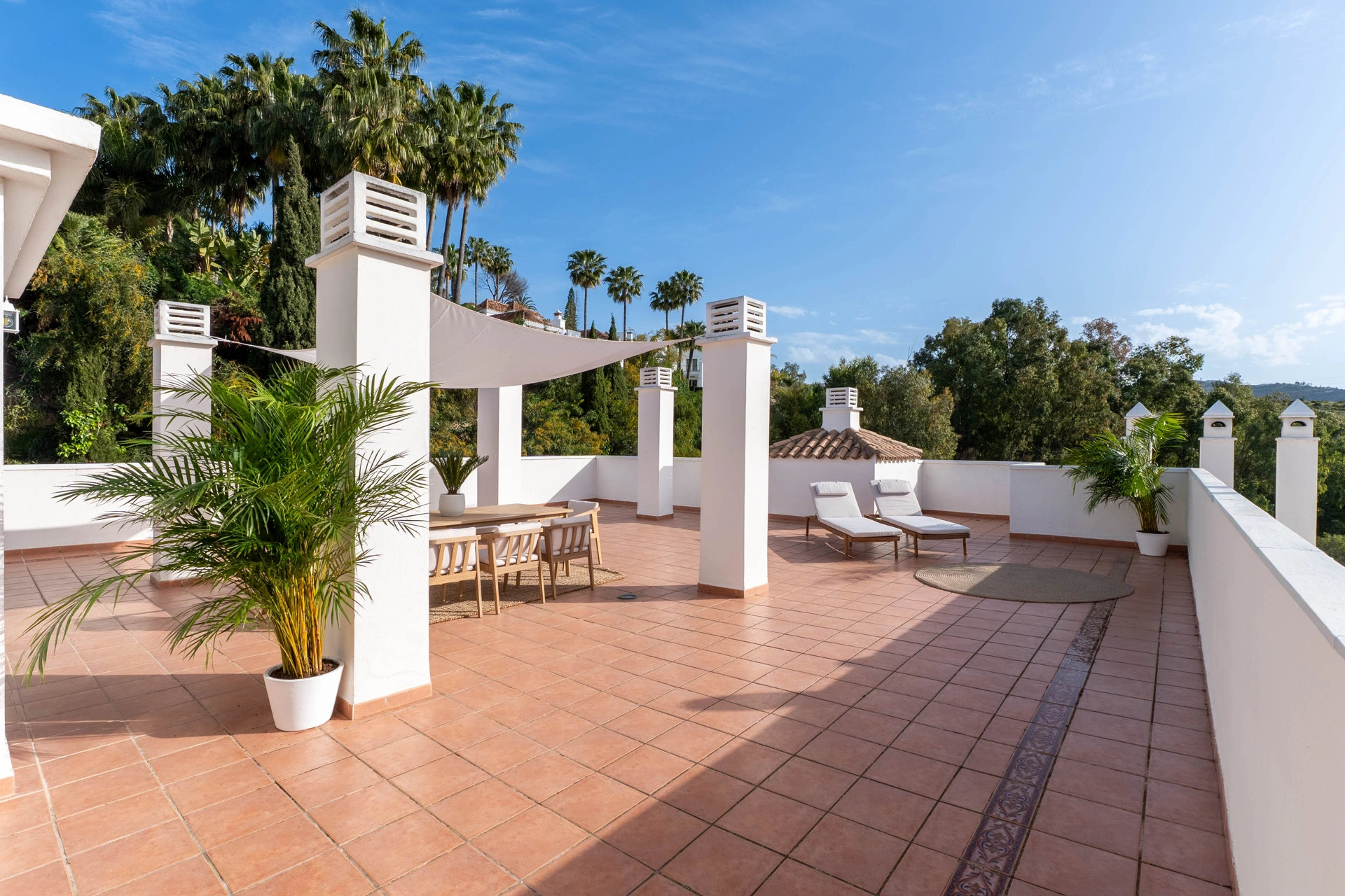 Duplex for sale in Marbella East