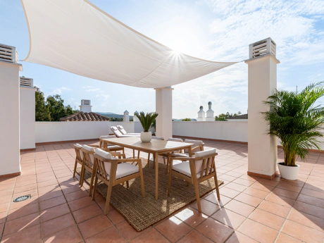Luxury Duplex Penthouse with Panoramic Sea Views in Río Real, Marbella East