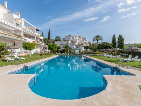 Luxury Duplex Penthouse with Panoramic Sea Views in Río Real, Marbella East