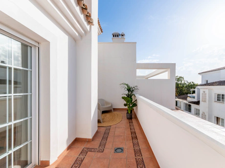 Luxury Duplex Penthouse with Panoramic Sea Views in Río Real, Marbella East