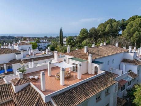 Luxury Duplex Penthouse with Panoramic Sea Views in Río Real, Marbella East
