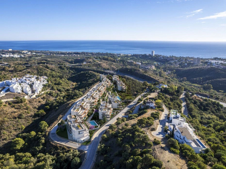Penthouse for sale in Los Altos de los Monteros, Marbella East