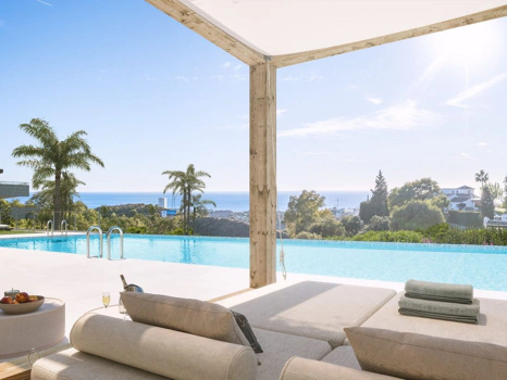 Penthouse for sale in Los Altos de los Monteros, Marbella East