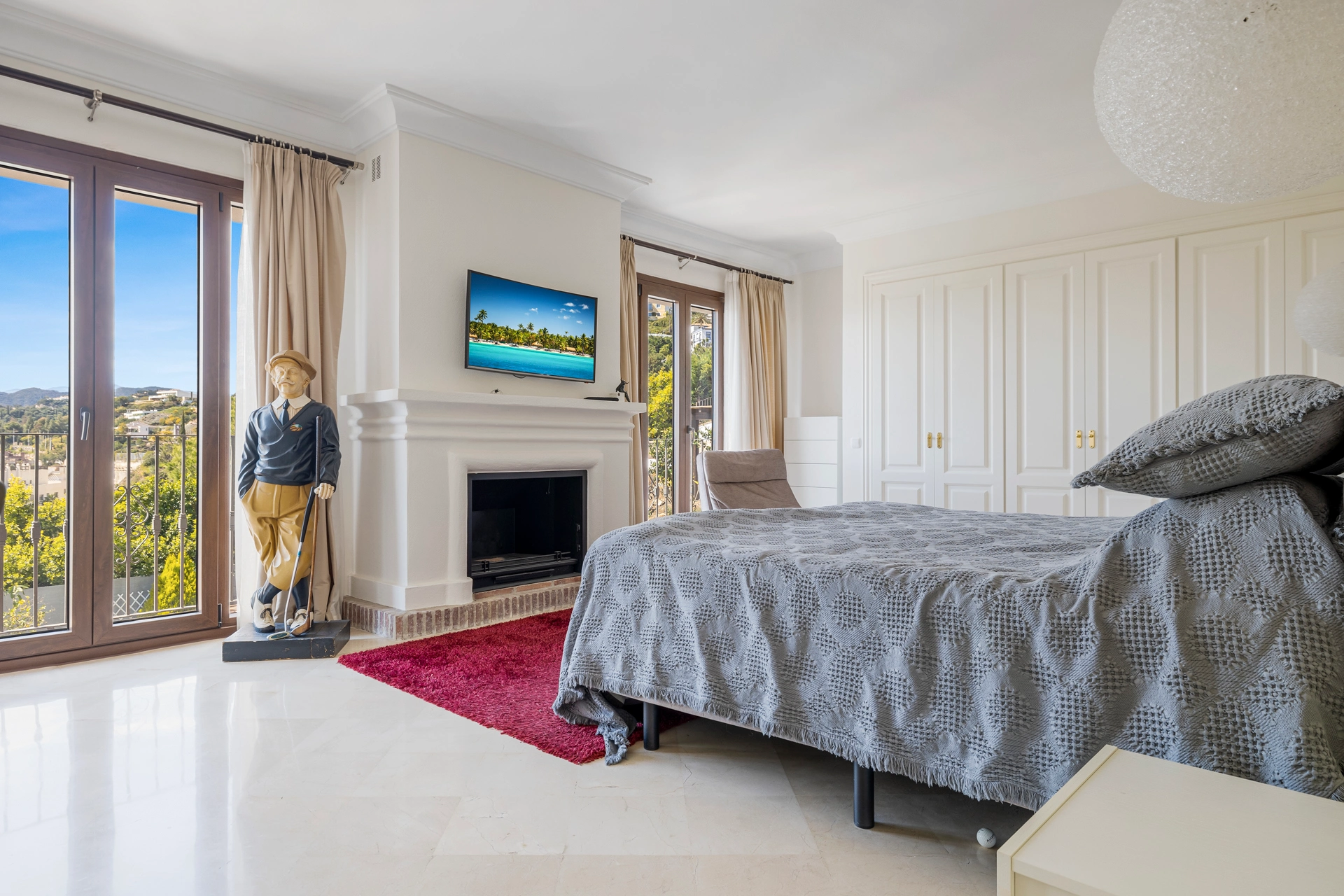 Town House for sale in Benahavis