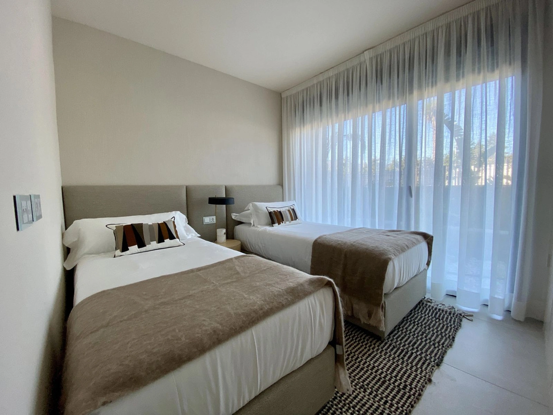 Apartamento Planta Baja en venta en New Golden Mile, Estepona Este
