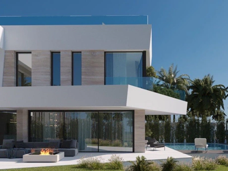 Contemporary Beachside Living in Calahonda