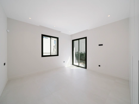 Modern Luxury Villa in Estepona with Sea Views, Pool & Exclusive Design