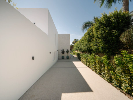 Modern Luxury Villa in Estepona with Sea Views, Pool & Exclusive Design