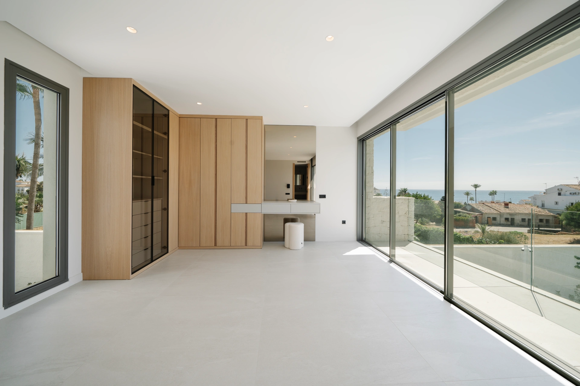 Villa for sale in Estepona