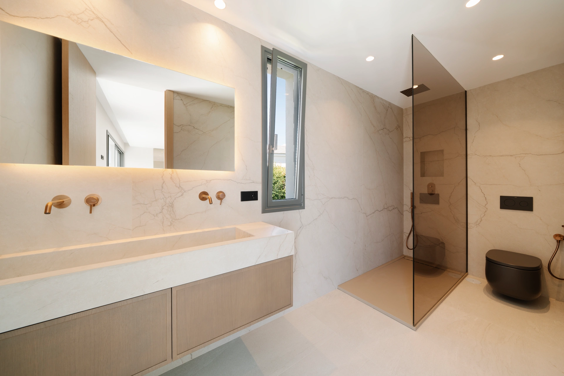 Villa for sale in Estepona