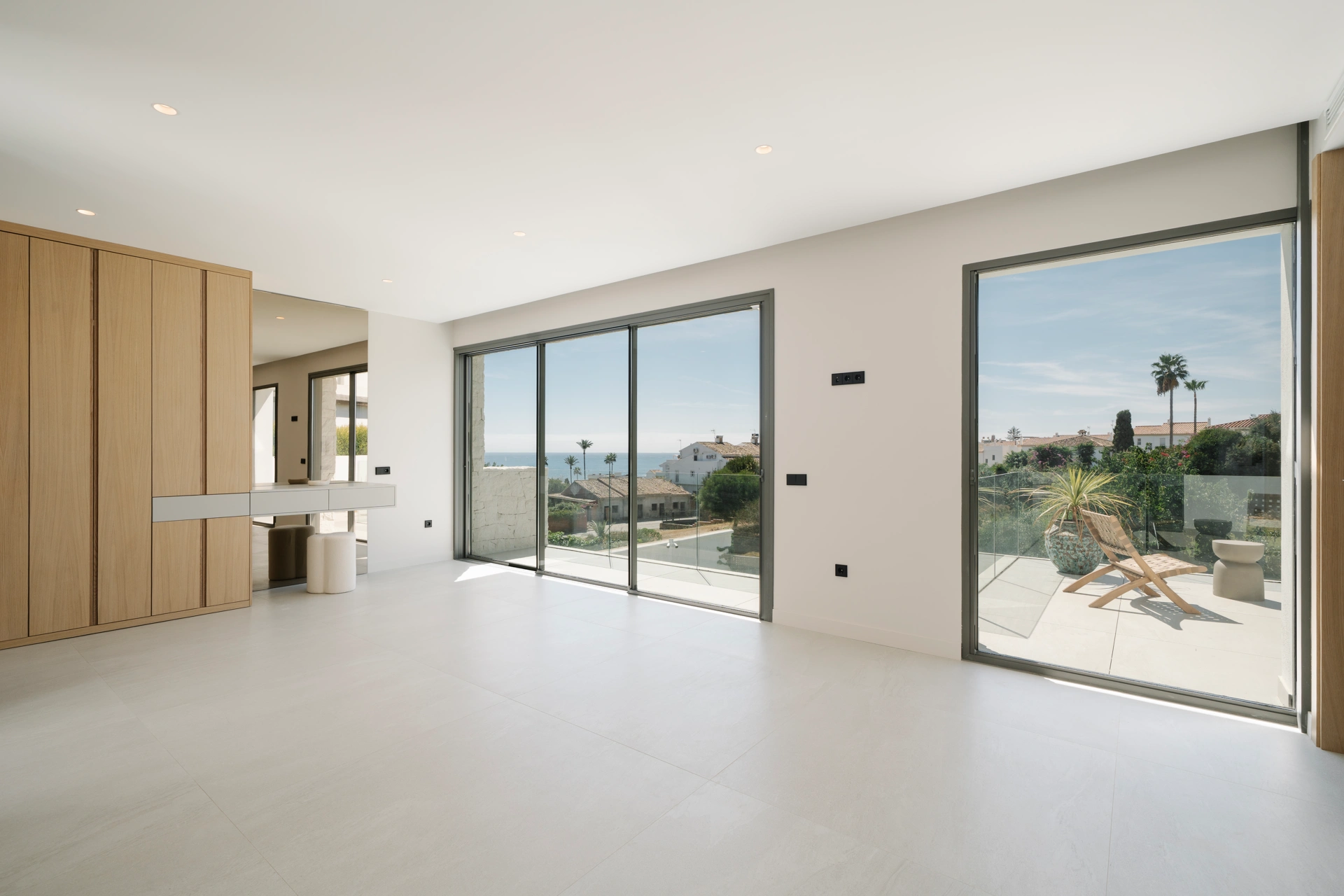 Villa for sale in Estepona
