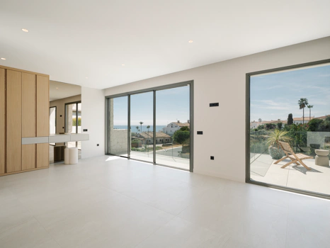 Modern Luxury Villa in Estepona with Sea Views, Pool & Exclusive Design