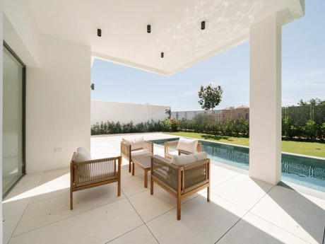 Modern Luxury Villa in Estepona with Sea Views, Pool & Exclusive Design