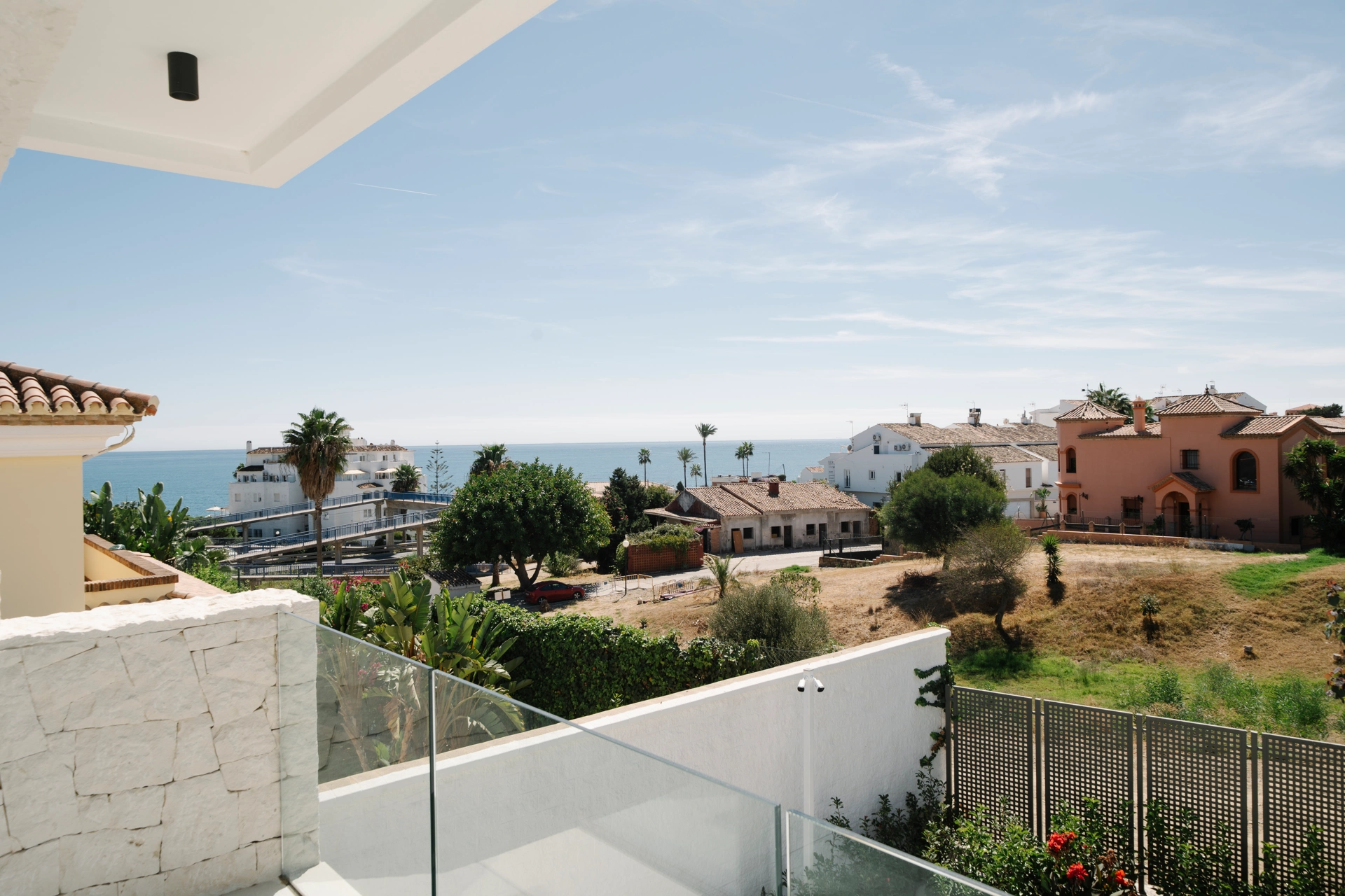 Villa for sale in Estepona