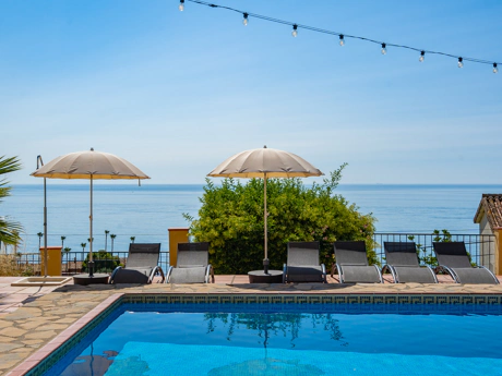 Magnificent Andalusian Villa with Scandinavian Touch and Sea Views in Estepona West