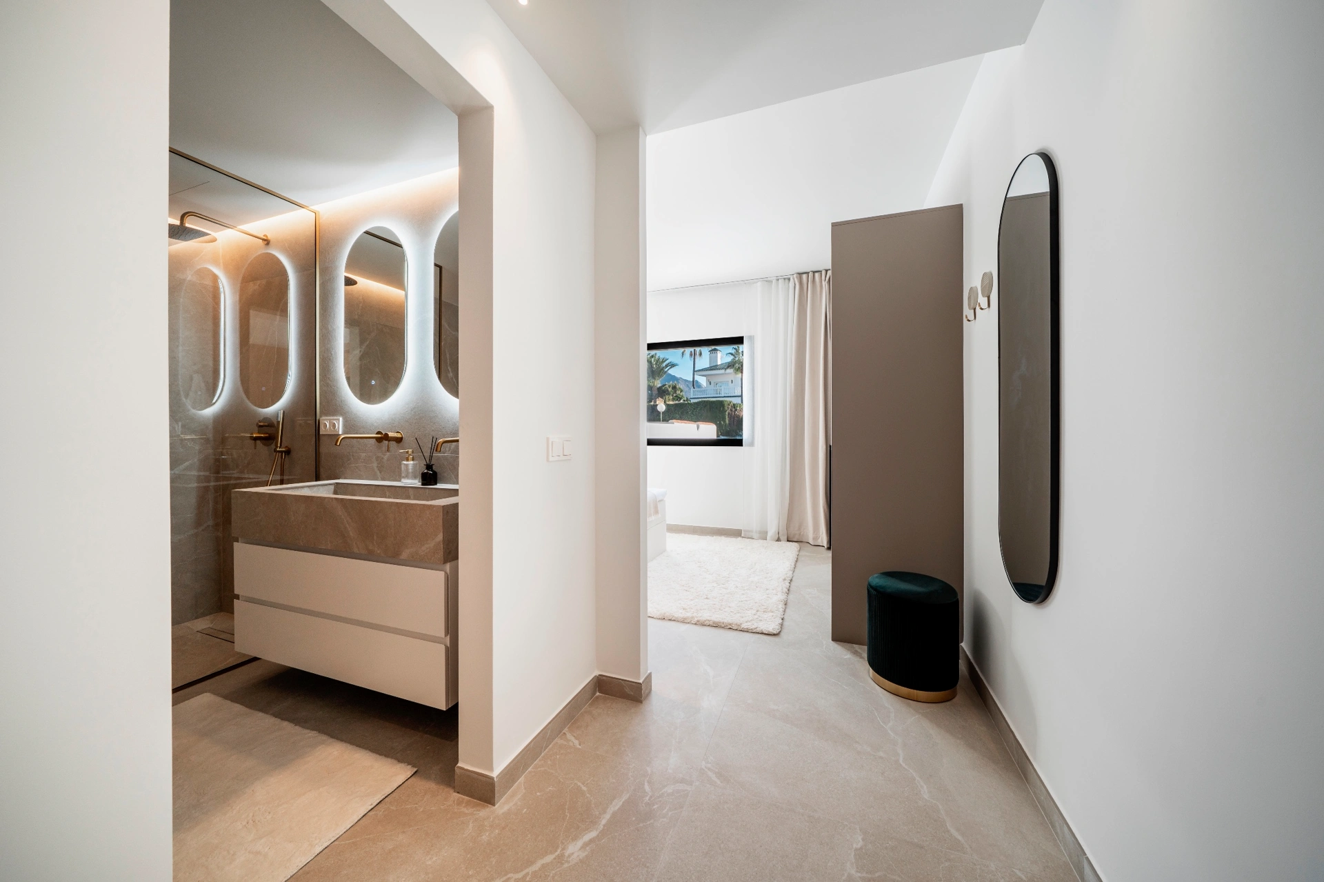 Adosado en venta en Nueva Andalucia, Marbella