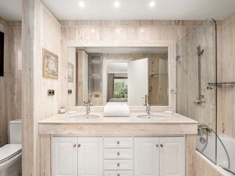 Villa for sale in Marbella